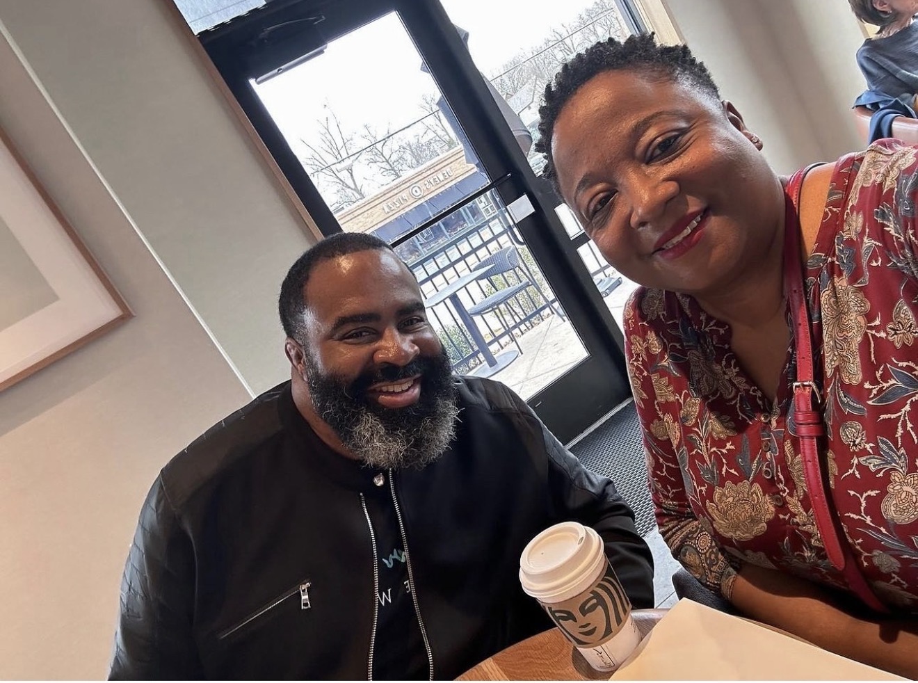 Founders and CEO Hosea and Amethyst Roberson meeting with local leaders over coffee